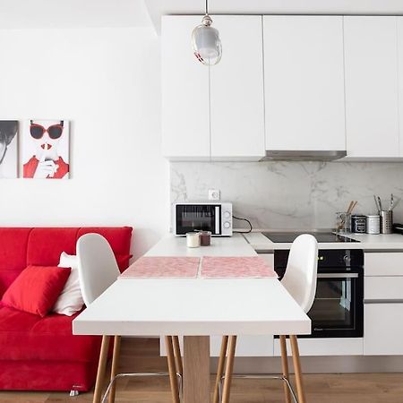 Red Velvet Apt Near City Centre Θεσσαλονίκη Εξωτερικό φωτογραφία