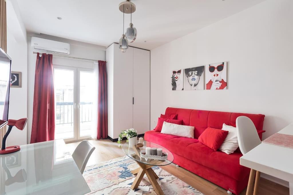 Red Velvet Apt Near City Centre Θεσσαλονίκη Εξωτερικό φωτογραφία